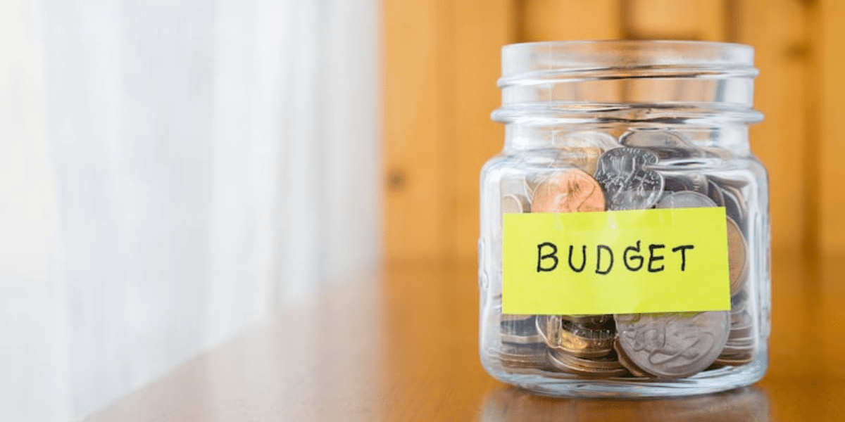 5 Steps To Build a Budget If You Don't Have a Steady Income